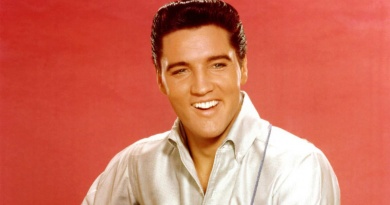 The Eternal King Of Rock N’ Roll Elvis Presley was born on this day in 1935