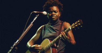 Folk singer and artist Tracy Chapman turns 58 today