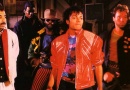 Michael Jackson peaks to No.1 with “Beat It” in 1983