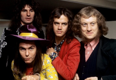 Slade breaks a record held by The Beatles in 1973 with their smash hit “Cum On Feel The Noize”